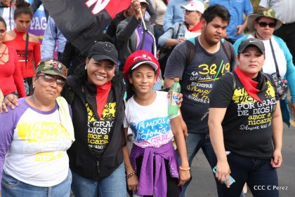 Nicaragua clama Paz, Vida y Justicia en caminatas multitudinarias para demandar castigo para los terroristas golpistas