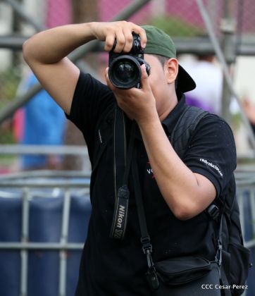 ¡Nicaragüenses caminan por la paz con fe y esperanza!