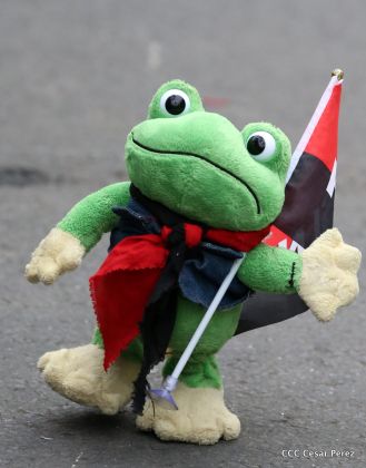 ¡Nicaragüenses caminan por la paz con fe y esperanza!