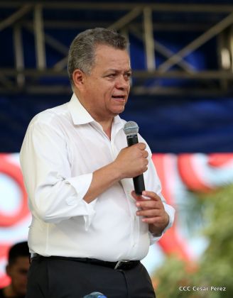 ¡Nicaragüenses caminan por la paz con fe y esperanza!