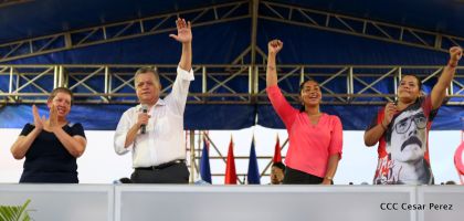 ¡Nicaragüenses caminan por la paz con fe y esperanza!