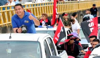 ¡Nicaragüenses caminan por la paz con fe y esperanza!