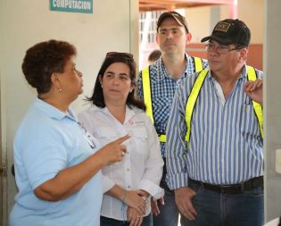 Vicepresidente Halleslevens destaca importancia de industria azucarera