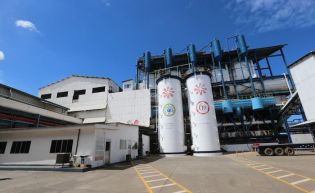 Vicepresidente Halleslevens destaca importancia de industria azucarera