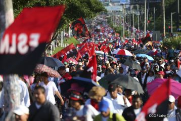 Nicaragüenses ratifican compromiso por la paz, la justicia y el resurgir de la Nación