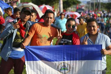 Nicaragüenses ratifican compromiso por la paz, la justicia y el resurgir de la Nación