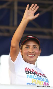 Nicaragüenses ratifican compromiso por la paz, la justicia y el resurgir de la Nación