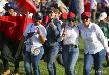 Nicaragüenses ratifican compromiso por la paz, la justicia y el resurgir de la Nación