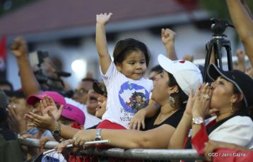 Nicaragüenses ratifican compromiso por la paz, la justicia y el resurgir de la Nación