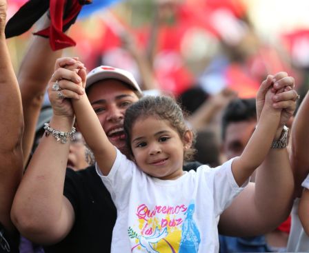 Nicaragüenses ratifican compromiso por la paz, la justicia y el resurgir de la Nación