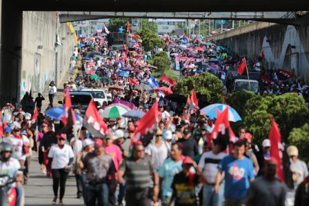 Nicaragüenses ratifican compromiso por la paz, la justicia y el resurgir de la Nación