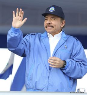 Caminata por la paz, honrando el legado de Monseñor Óscar Arnulfo Romero