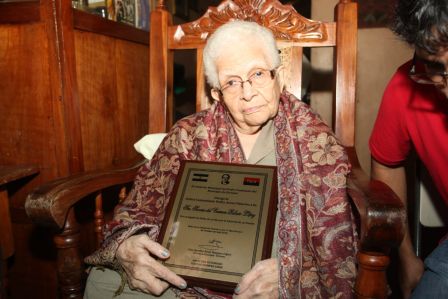 Por Nuestros Héroes del Amor que nos dejaron la obligación de mantener nuestra Nicaragua, Siempre Libre  