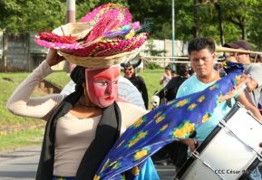 Inauguran exposición de los Santos Patronos