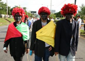 Inauguran exposición de los Santos Patronos