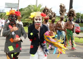 Inauguran exposición de los Santos Patronos