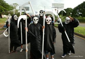 Inauguran exposición de los Santos Patronos