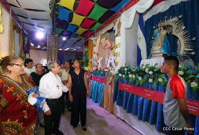 Inauguran exposición de los Santos Patronos