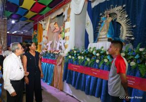 Inauguran exposición de los Santos Patronos