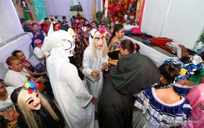 Inauguran exposición de los Santos Patronos