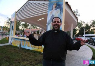 Inauguración de Tiangue La Purísima en Avenida Bolivar
