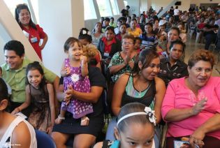 Inauguración de Tiangue La Purísima en Avenida Bolivar