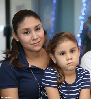 Inauguración de Tiangue La Purísima en Avenida Bolivar