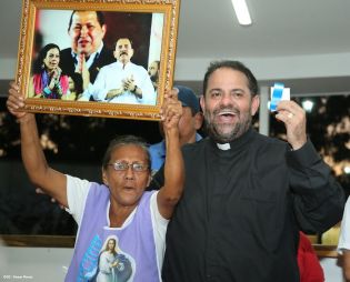 Inauguración de Tiangue La Purísima en Avenida Bolivar