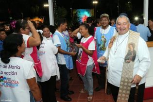 Inauguración de Tiangue La Purísima en Avenida Bolivar