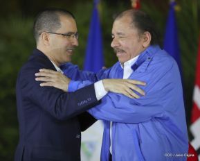Nicaragua conmemoró legado del comandante Carlos Fonseca Amador