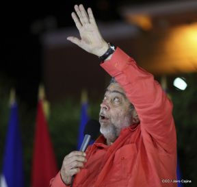 Nicaragua conmemoró legado del comandante Carlos Fonseca Amador