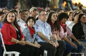 Nicaragua conmemoró legado del comandante Carlos Fonseca Amador
