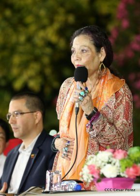 Nicaragua conmemoró legado del comandante Carlos Fonseca Amador