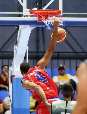 Nicaragua: Inició el Campeonato Centroamericano de Clubes de Baloncesto (COCABA)