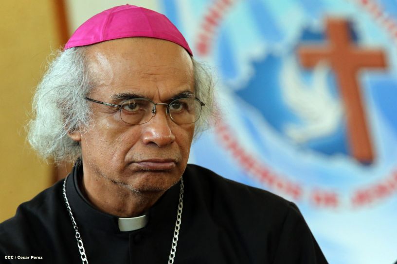 Cadetes de la Policía practican en Plaza de la Revolución