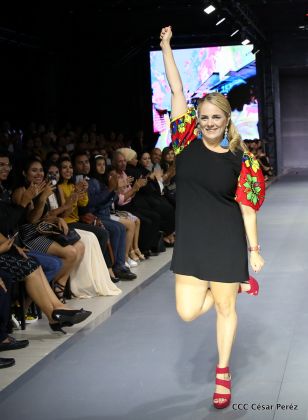 Segunda noche de colores en la fiesta de la moda más importante de Nicaragua