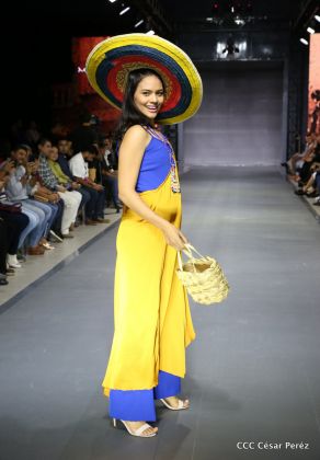 Segunda noche de colores en la fiesta de la moda más importante de Nicaragua