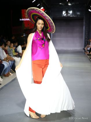 Segunda noche de colores en la fiesta de la moda más importante de Nicaragua