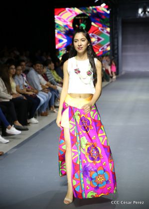 Segunda noche de colores en la fiesta de la moda más importante de Nicaragua