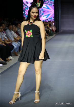 Segunda noche de colores en la fiesta de la moda más importante de Nicaragua