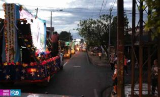 Altares móviles recorren Managua