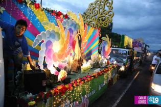 Altares móviles recorren Managua