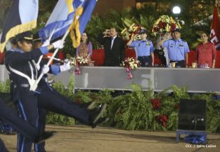 Daniel y Rosario presiden XVI acto de graduación de cadetes de la Policía