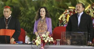 Daniel y Rosario presiden XVI acto de graduación de cadetes de la Policía