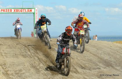 ¡Rugir de motores en el Paseo Xolotlán!