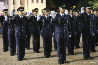Daniel y Rosario presiden XVI acto de graduación de cadetes de la Policía