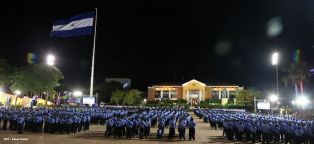 Daniel y Rosario presiden XVI acto de graduación de cadetes de la Policía