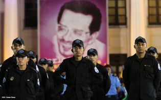 Daniel y Rosario presiden XVI acto de graduación de cadetes de la Policía