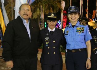 Daniel y Rosario presiden XVI acto de graduación de cadetes de la Policía