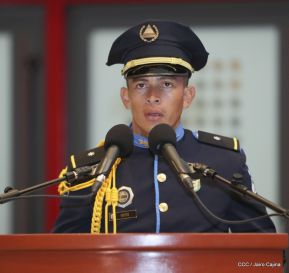  XXI Promoción de cadetes de la Academia de Policía Walter Mendoza